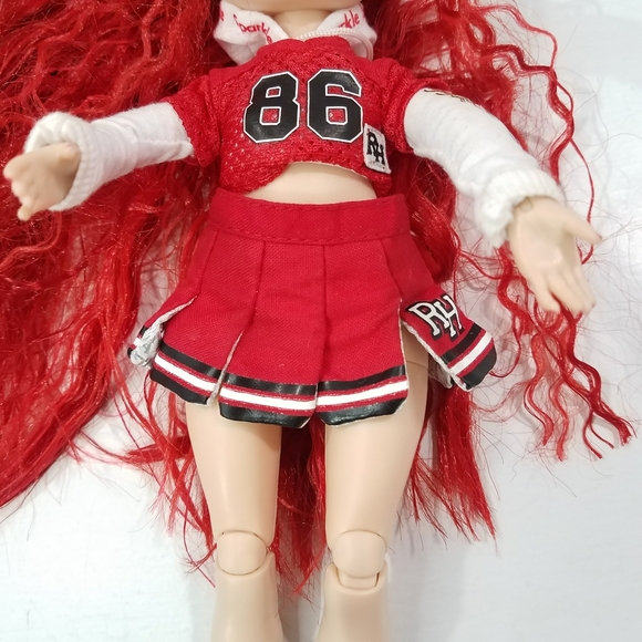 L.O.L SURPRISE RAINBOW HIGH CHEER RUBY ANDERSON RED FASHION CHEERLEADER DOLL 10" - Picture 5 of 11